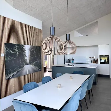 Holiday home Fantastisk Store Terrasser Med Havudsigt Og Udespa Hjorring